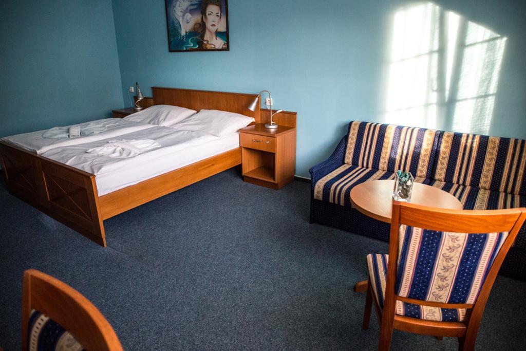 Hotel Na Jizni Přerov 객실 사진
