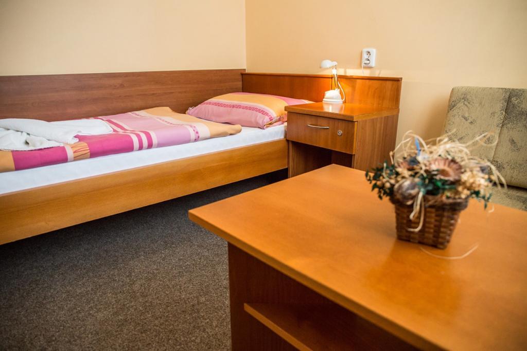 Hotel Na Jizni Přerov 객실 사진