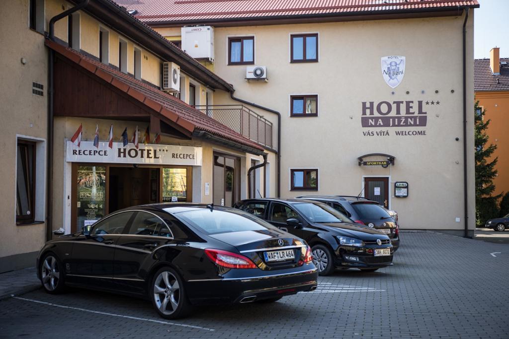 Hotel Na Jizni Přerov 외부 사진