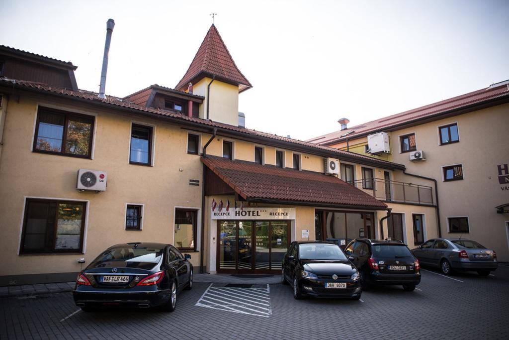 Hotel Na Jizni Přerov 외부 사진