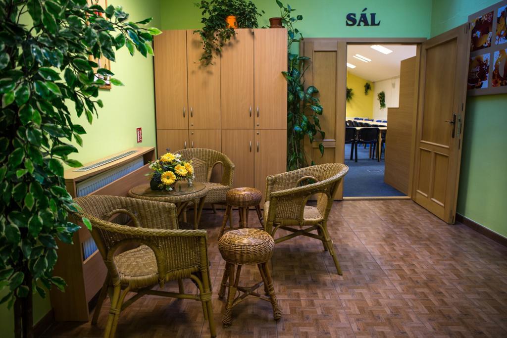 Hotel Na Jizni Přerov 외부 사진