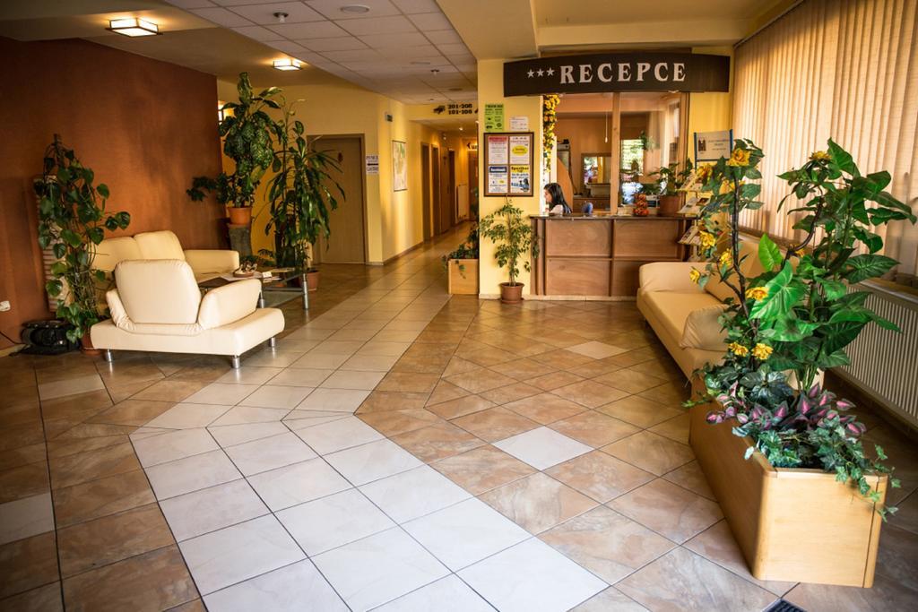Hotel Na Jizni Přerov 외부 사진